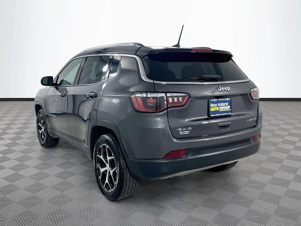 Used 2024 Jeep Compass Limited AWD/4WD image 5