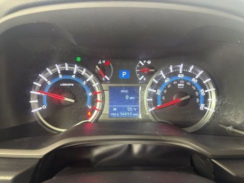 Used 2018 Toyota 4Runner Limited image 18