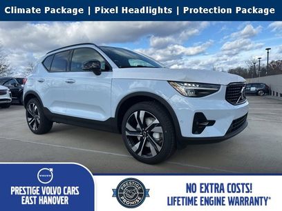 New 2026 Volvo XC40 B5 Plus w/ Climate Package