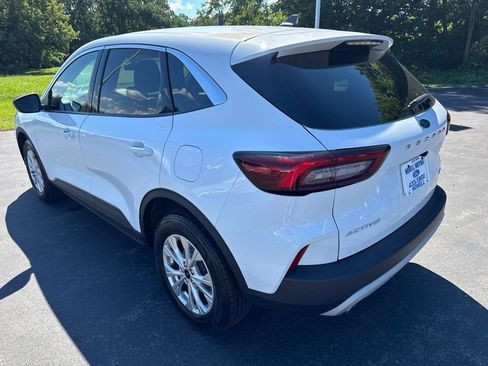 Used 2023 Ford Escape Active AWD/4WD image 5
