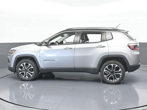 Used 2022 Jeep Compass Limited w/ Sun and Sound Group image 3