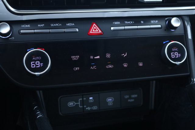 New 2026 Hyundai Sonata Blue FWD image 18