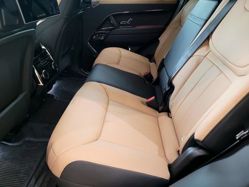 New 2026 Land Rover Range Rover Sport Autobiography AWD/4WD image 12