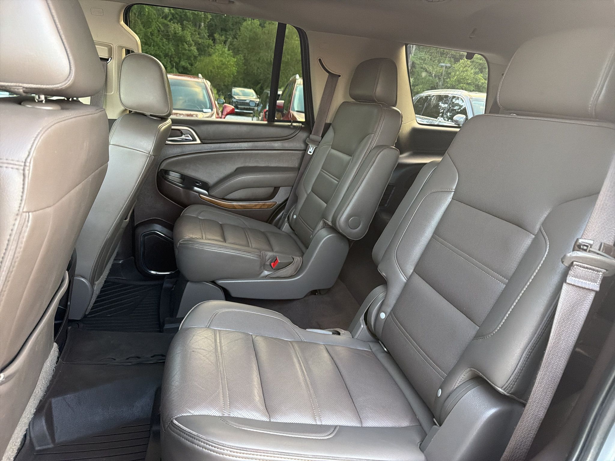 Used 2020 GMC Yukon Denali w/ Denali Ultimate Package AWD/4WD image 23