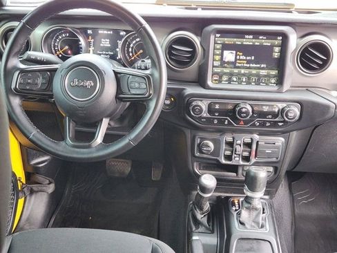 Used 2021 Jeep Wrangler Unlimited Sport image 28