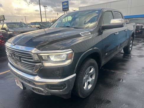 Used 2019 RAM 1500 Laramie AWD/4WD image 7