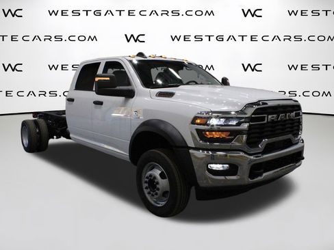 New 2026 RAM 5500 Tradesman image 2