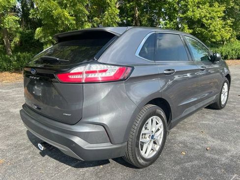Used 2021 Ford Edge SEL w/ Convenience Package AWD/4WD image 3
