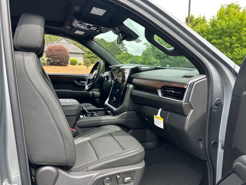 New 2026 GMC Yukon Denali AWD/4WD image 39