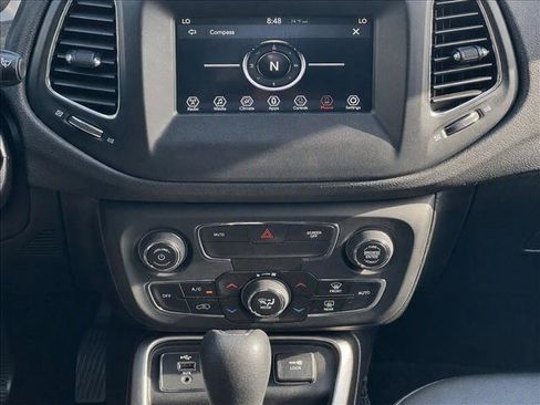 Used 2021 Jeep Compass Latitude FWD image 14