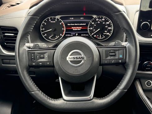 Used 2021 Nissan Rogue SL w/ Premium Package image 19