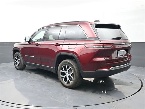 Used 2024 Jeep Grand Cherokee Limited w/ Trailer Tow Package image 3