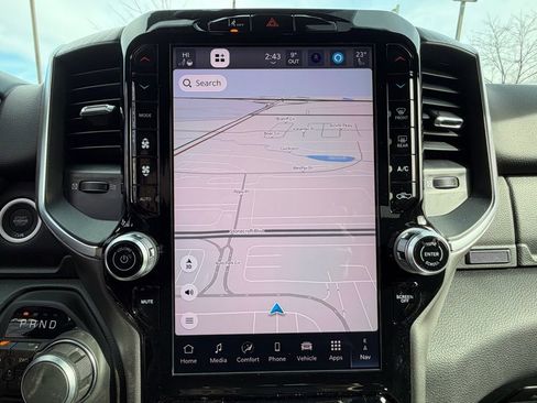 New 2026 RAM 1500 4x4 Crew Cab image 20