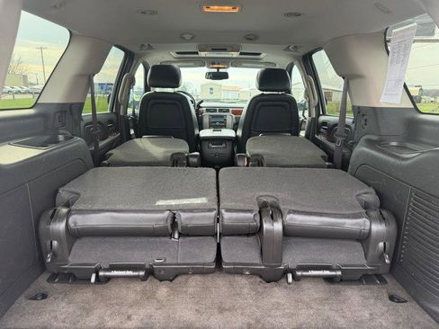 Used 2012 GMC Yukon SLT w/ SLT-2 Equipment Package AWD/4WD image 31
