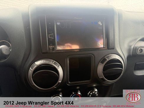 Used 2012 Jeep Wrangler Sport AWD/4WD image 13