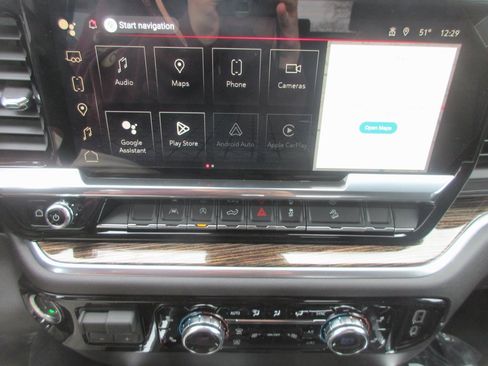 New 2026 GMC Sierra 1500 Elevation image 19