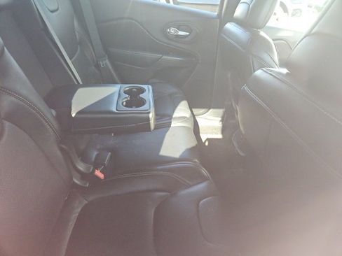 Used 2015 Jeep Cherokee Limited w/ Luxury Group image 6