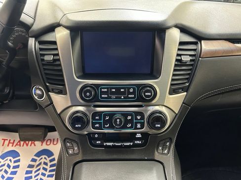 Used 2019 GMC Yukon Denali w/ Denali Ultimate Package AWD/4WD image 13