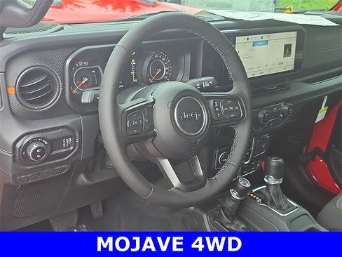 New 2025 Jeep Gladiator Mojave w/ Convenience Group image 15
