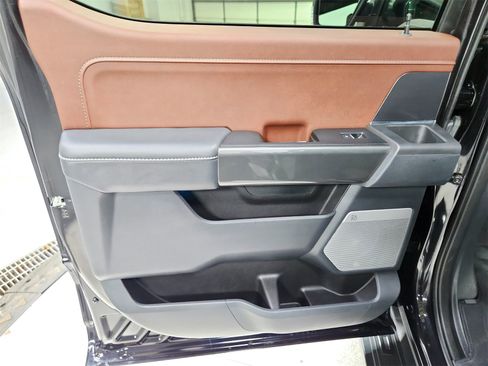 Used 2023 Ford F150 Lariat image 36