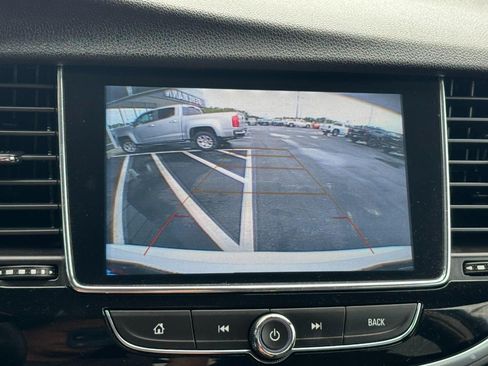 Used 2020 Buick Encore Preferred w/ Safety Package FWD image 23