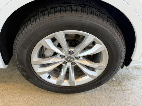 Used 2019 Audi Q7 2.0T Premium w/ Convenience Package AWD/4WD image 6