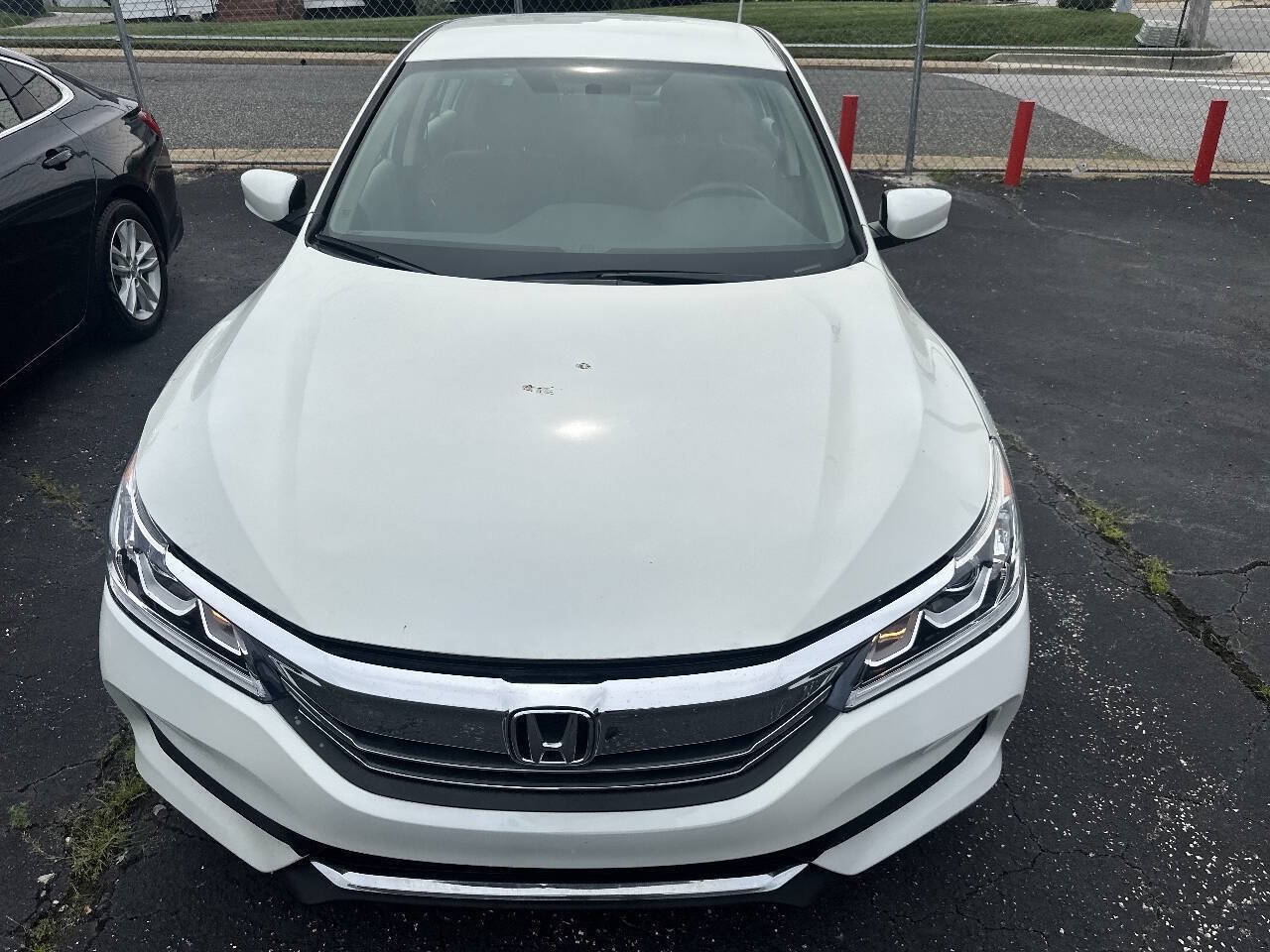 Used 2016 Honda Accord LX image 1