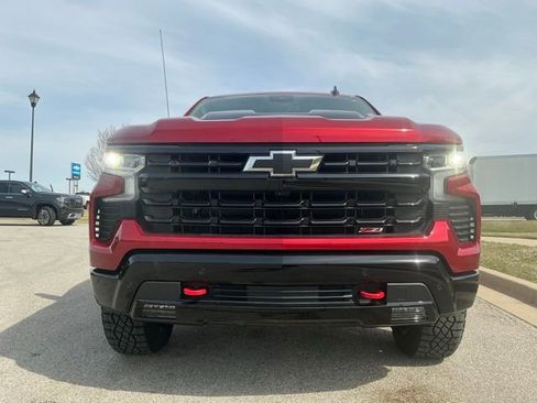 Used 2025 Chevrolet Silverado 1500 LT Trail Boss w/ Convenience Package II image 8