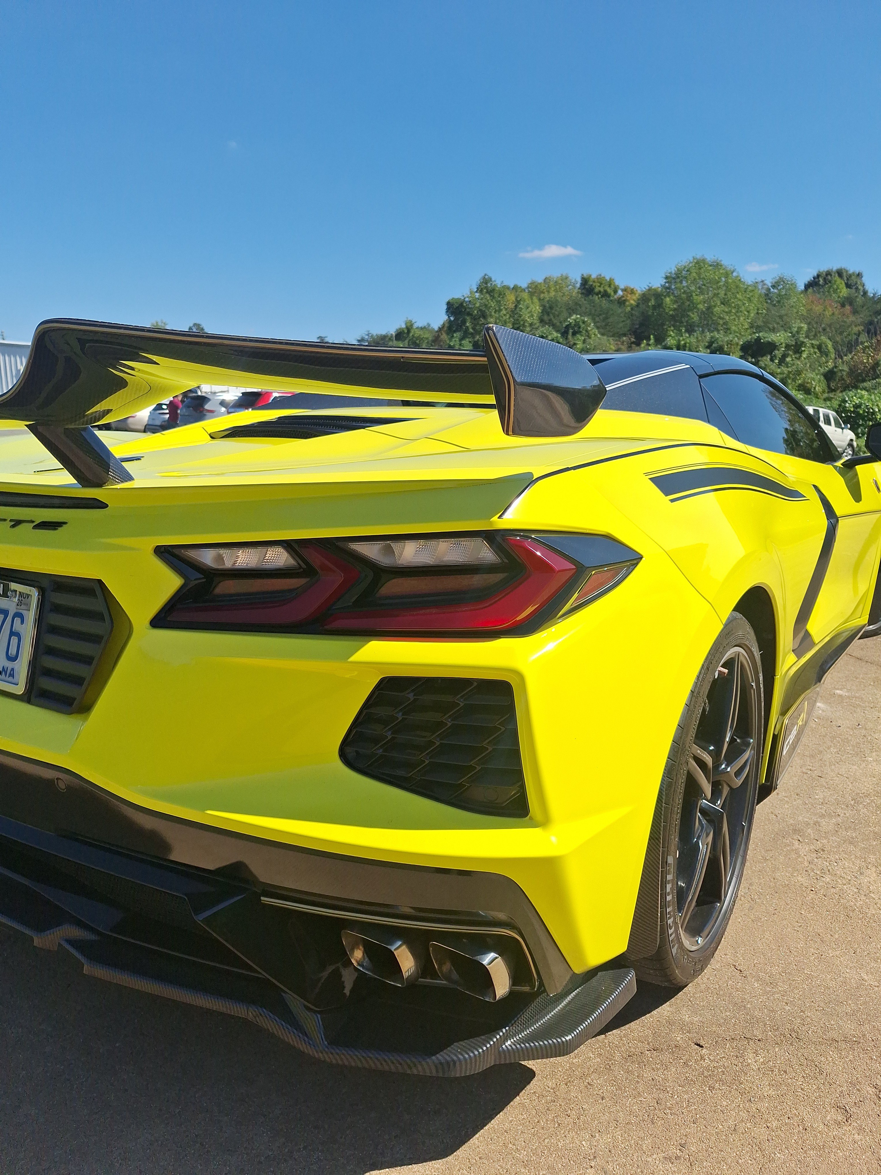 Used 2020 Chevrolet Corvette Stingray Preferred Conv w/ 2LT Preferred Equipment Group RWD image 23