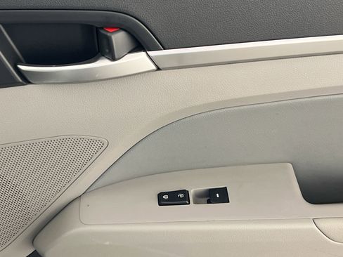 Used 2019 Hyundai Elantra Value Edition image 32