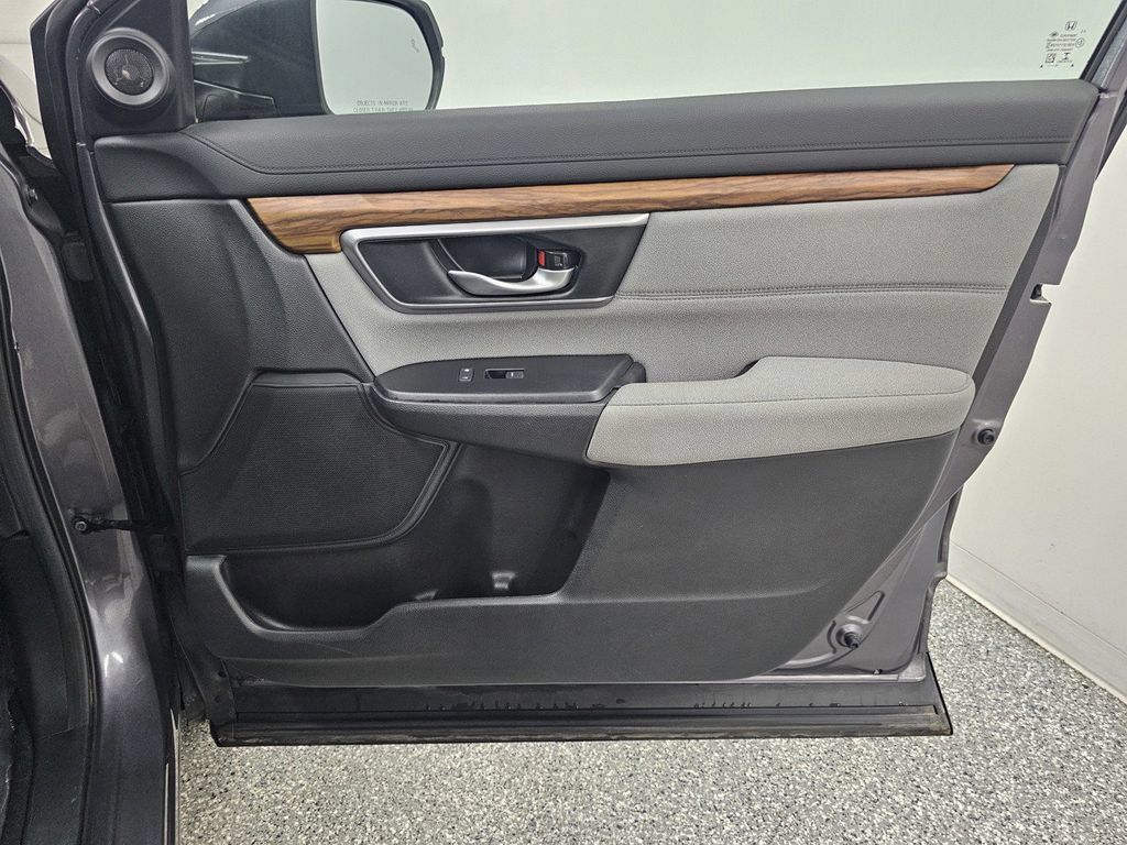 Used 2018 Honda CR-V EX image 24