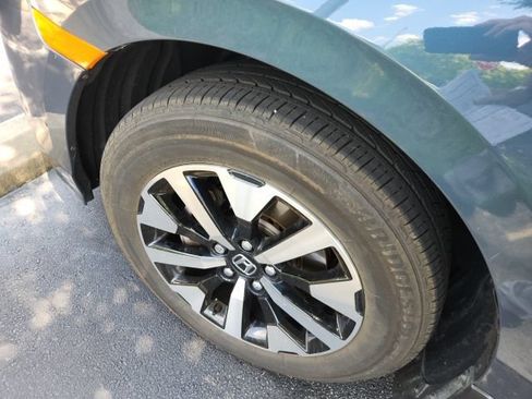 Used 2025 Honda Odyssey EX-L image 5