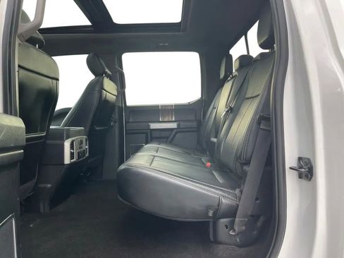 Used 2019 Ford F150 Lariat w/ Equipment Group 502A Luxury AWD/4WD image 15