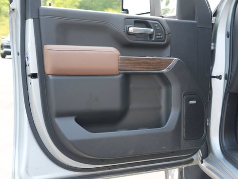 Certified 2022 Chevrolet Silverado 3500 High Country w/ Safety Package II AWD/4WD image 14