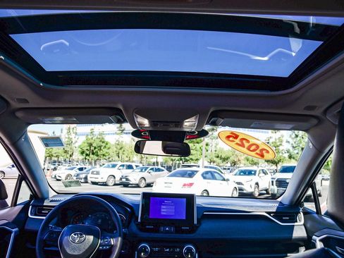 Certified 2025 Toyota RAV4 XLE Premium image 20