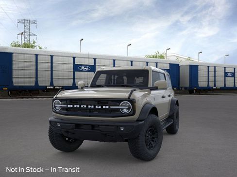 New 2026 Ford Bronco Outer Banks image 2