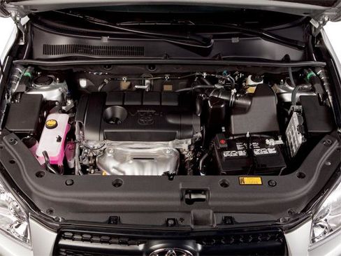 Used 2012 Toyota RAV4 4WD V6 w/ Tow Prep Pkg image 13
