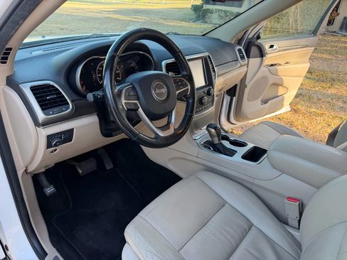Used 2016 Jeep Grand Cherokee Limited image 10