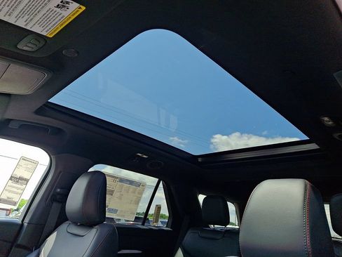 New 2026 Ford Explorer ST-Line AWD/4WD image 10