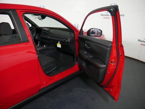New 2026 Honda HR-V Sport image 7
