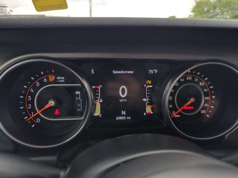 Used 2020 Jeep Wrangler Unlimited Sport AWD/4WD image 17
