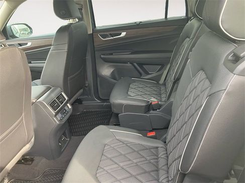 New 2026 Volkswagen Atlas SEL Premium R-Line image 13