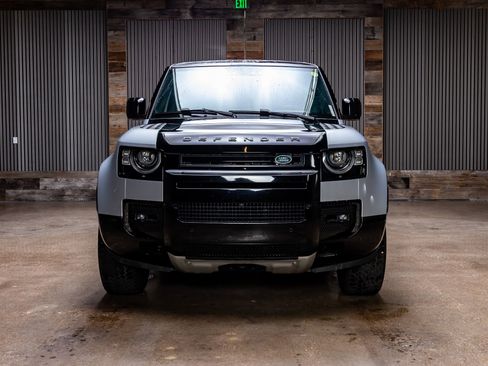 Used 2023 Land Rover Defender 110 X image 2