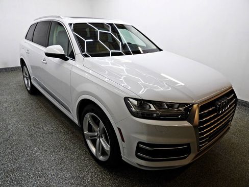 Used 2019 Audi Q7 3.0T Prestige image 3