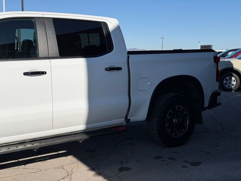 Used 2024 Chevrolet Silverado 1500 ZR2 w/ Technology Package AWD/4WD image 12
