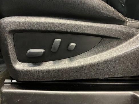 Used 2017 Chevrolet Silverado 2500 LTZ image 9