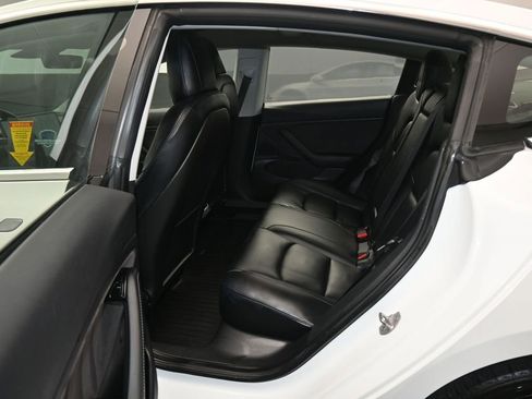 Used 2018 Tesla Model 3 Long Range image 29