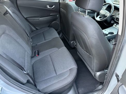 Used 2023 Hyundai Kona SEL image 12