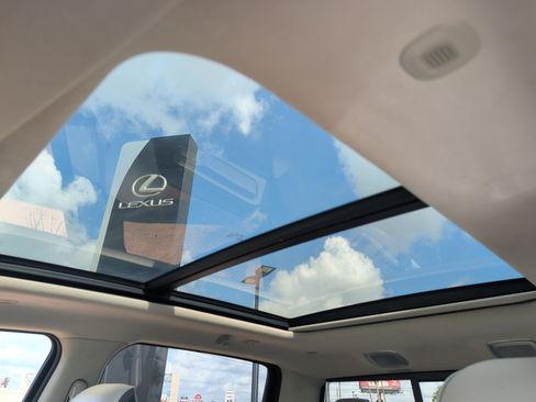 Used 2023 RAM 1500 Limited AWD/4WD image 22