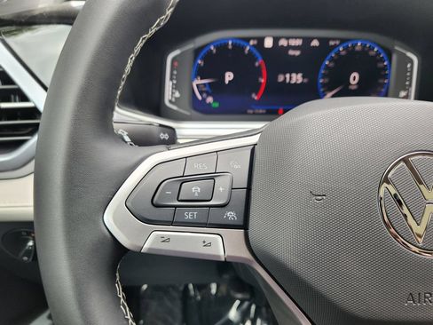 New 2026 Volkswagen Taos SEL AWD/4WD image 16